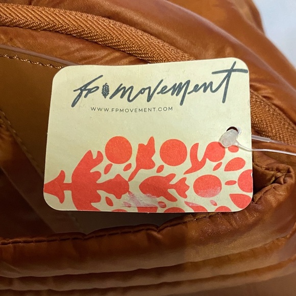 Caraa Stratus Backpack W/Dust Bag in Clay Travel Modern (Unisex) - Picture 10 of 10